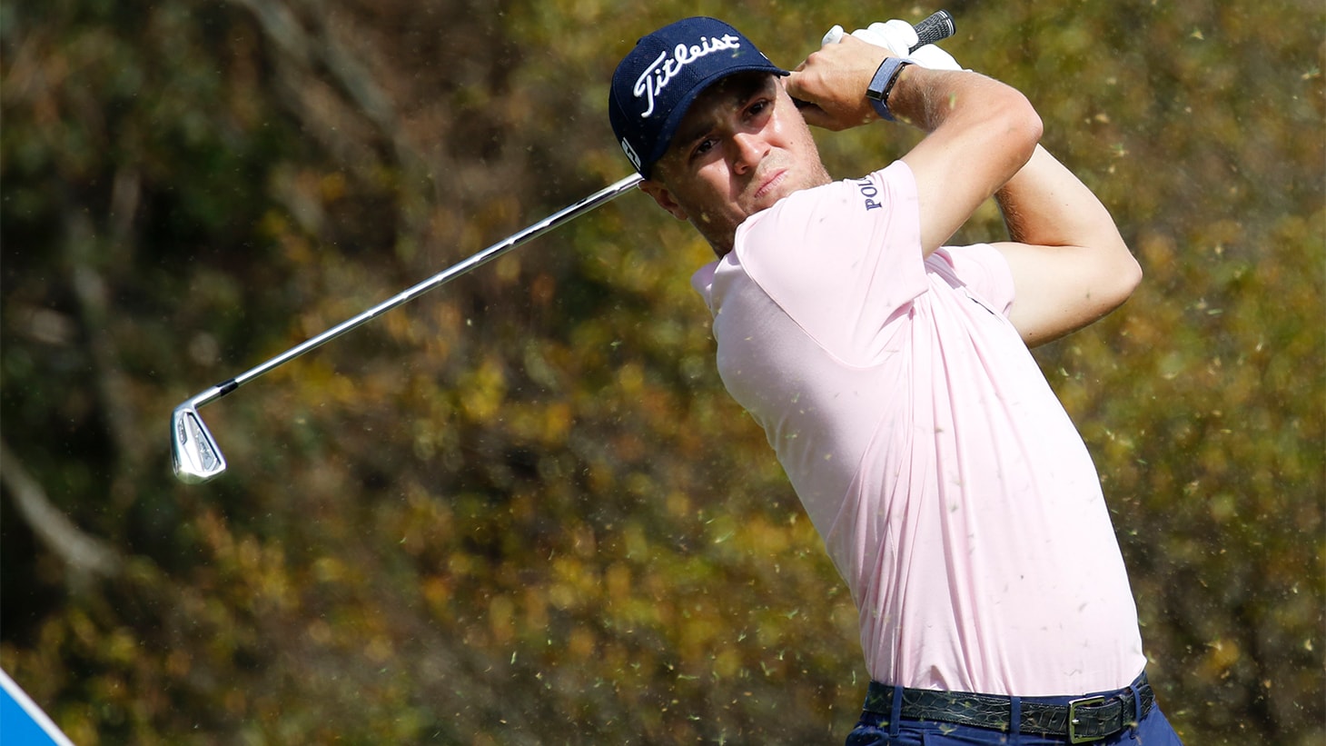 Casquette golf Titleist Pro V1 bleue signée par Justin Thomas